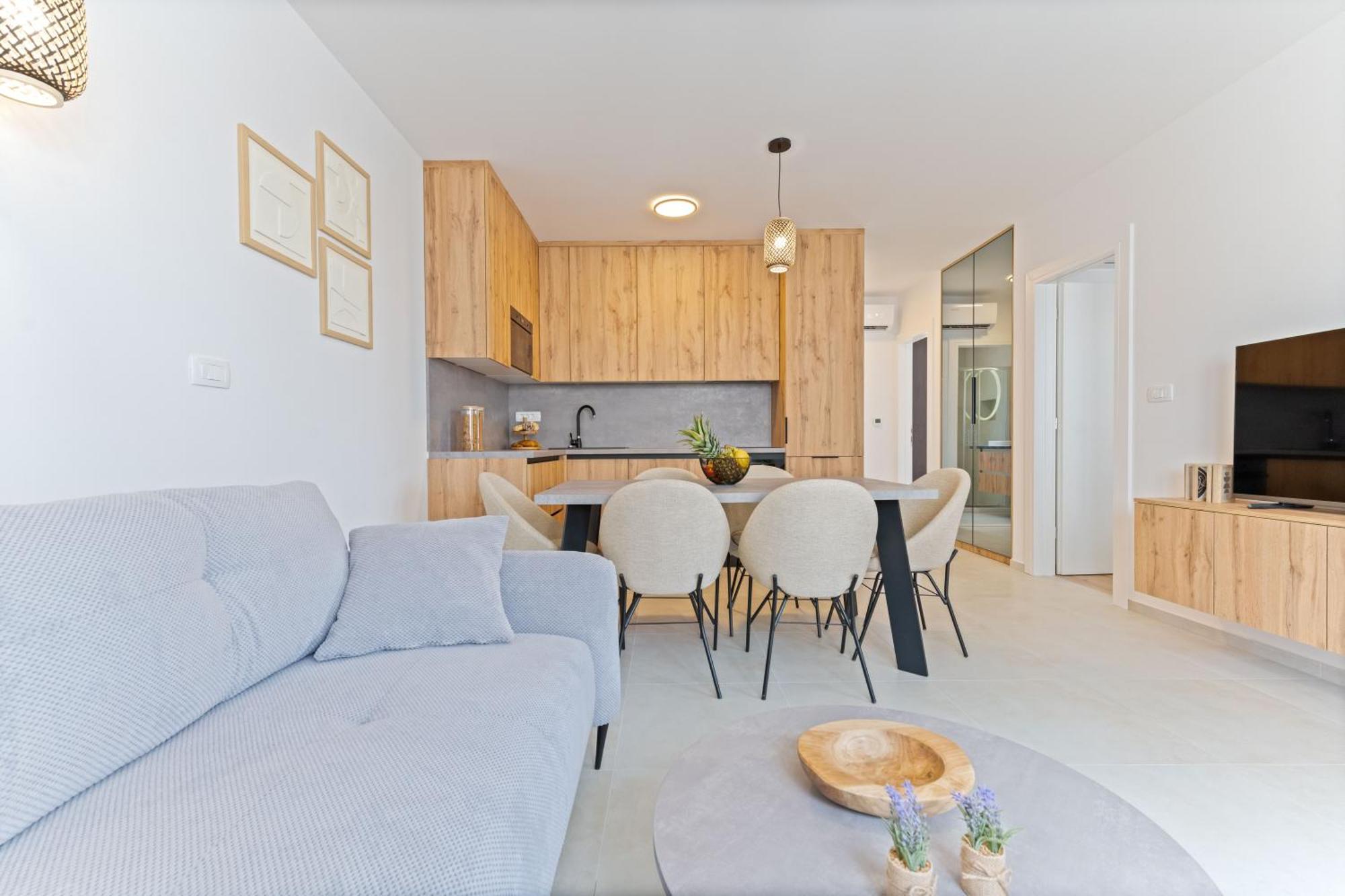 Lush Suites Trogir Bagian luar foto