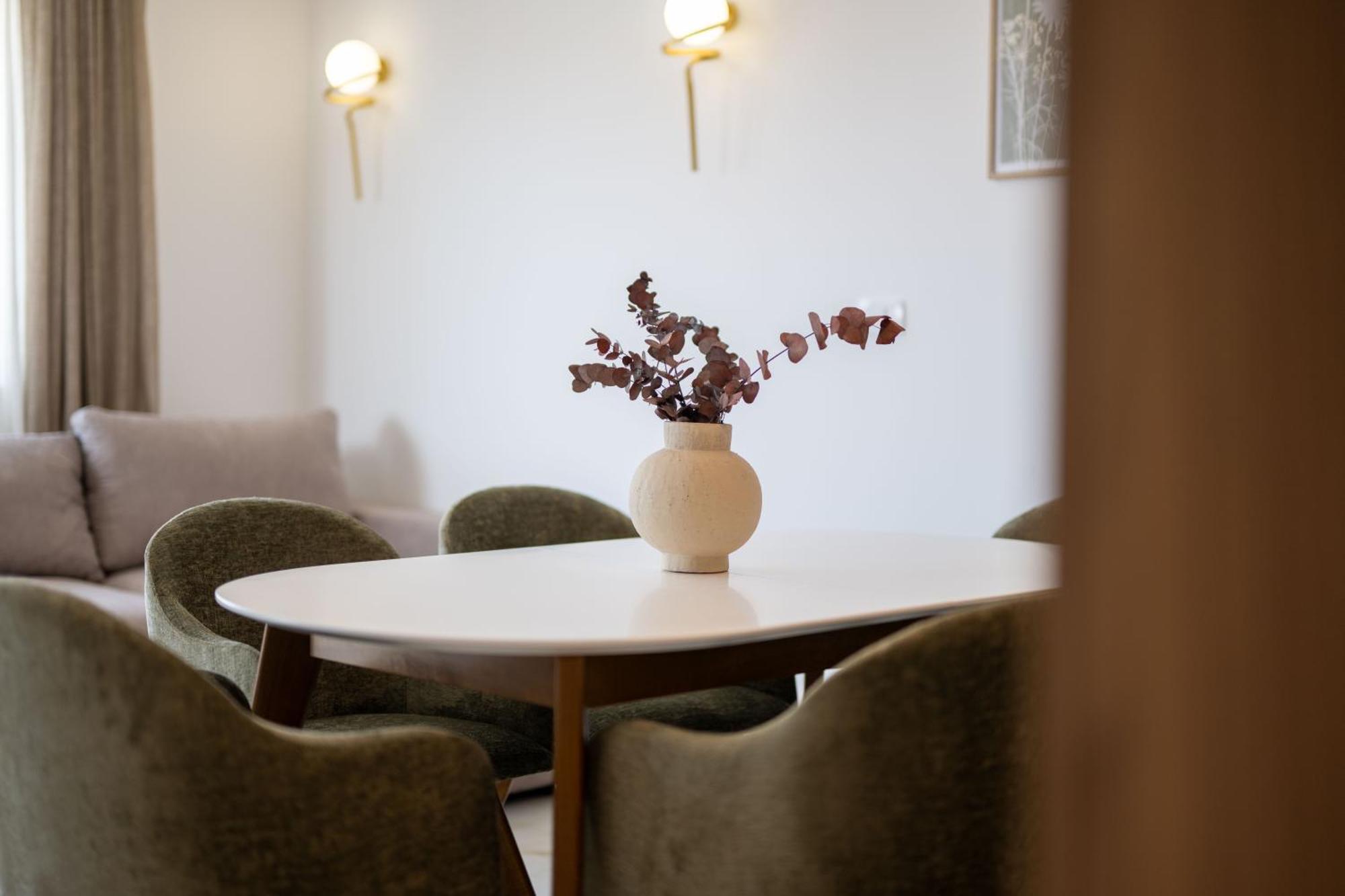 Lush Suites Trogir Bagian luar foto