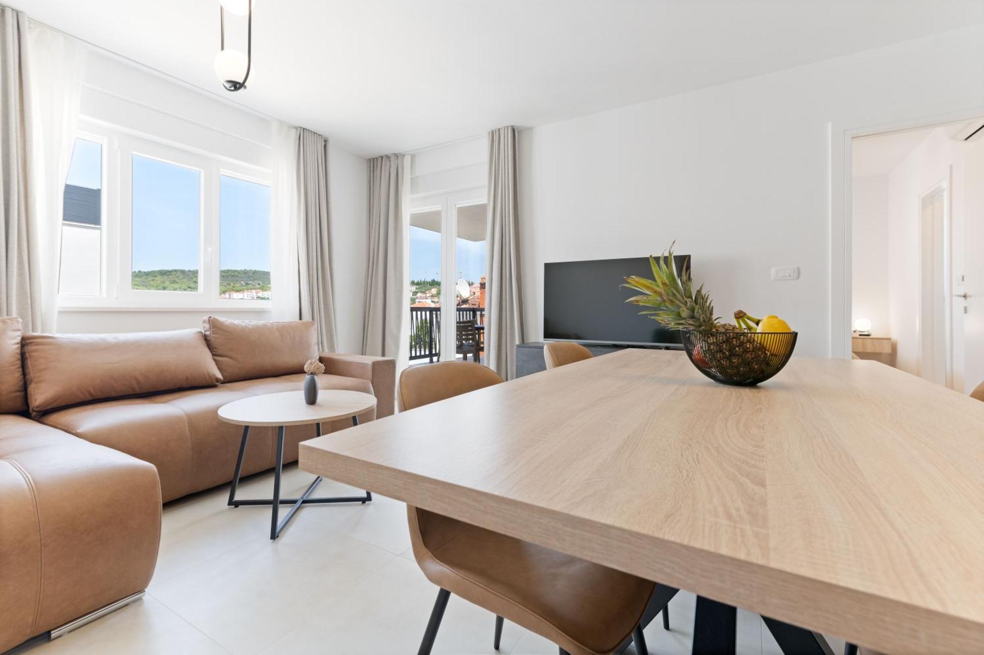 Lush Suites Trogir Bagian luar foto