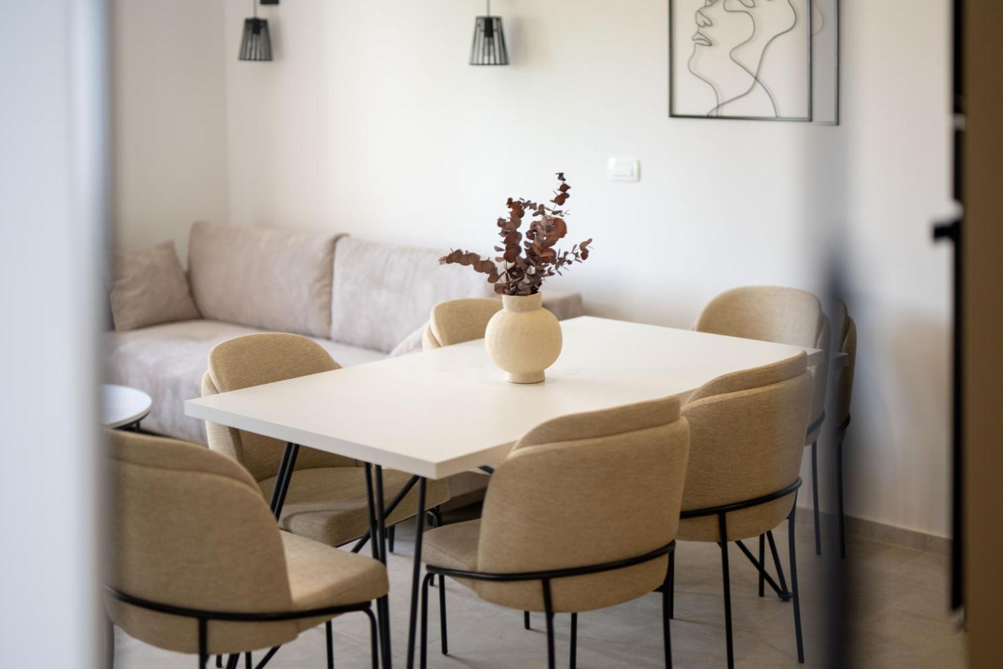 Lush Suites Trogir Bagian luar foto