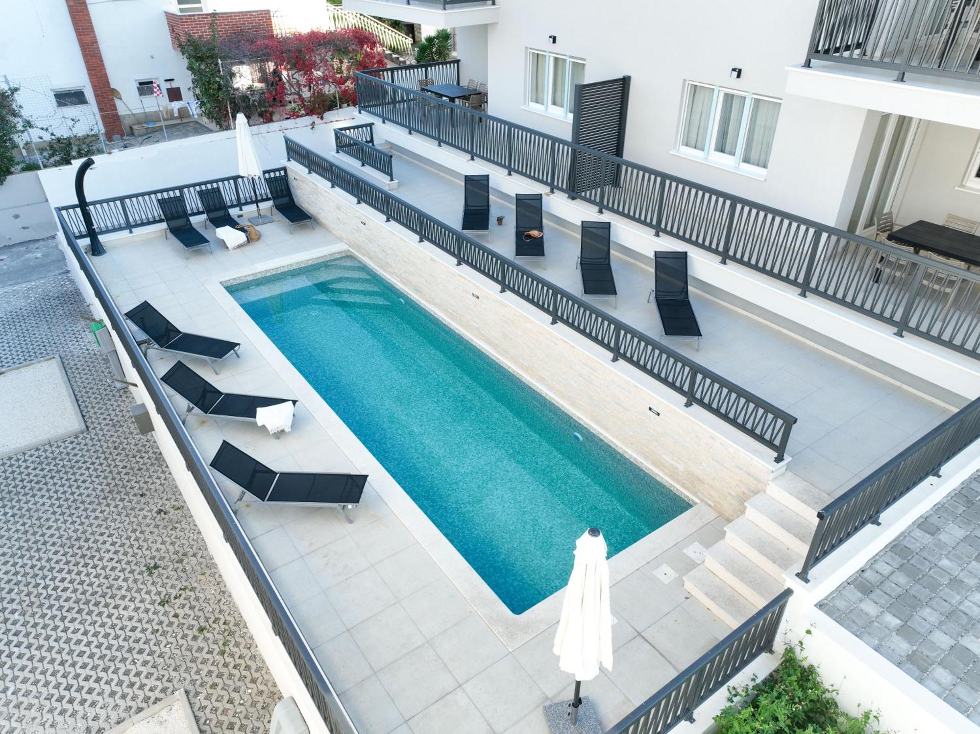 Lush Suites Trogir Bagian luar foto